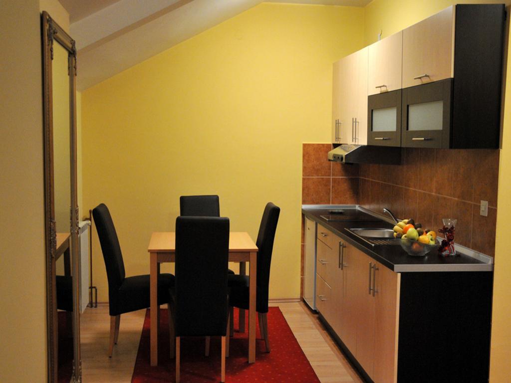 Lukavica Hotel Arizona Sarajevo מראה חיצוני תמונה