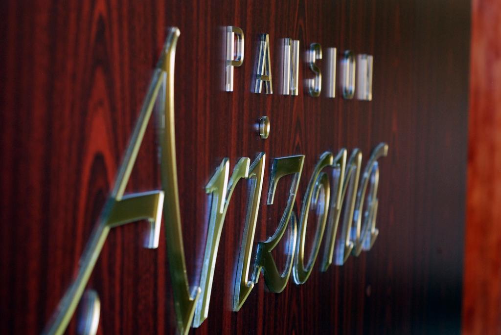 Lukavica Hotel Arizona Sarajevo מראה חיצוני תמונה