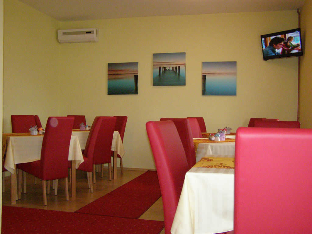 Lukavica Hotel Arizona Sarajevo מראה חיצוני תמונה